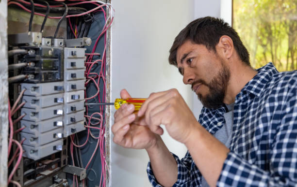  Cave Junction, OR Electrician Pros